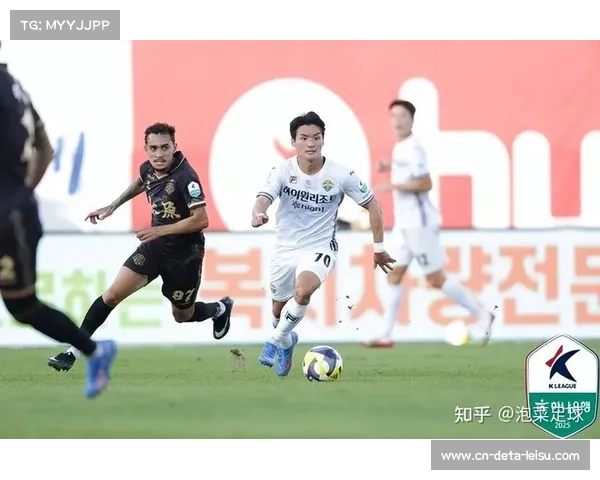 韩足联赛保级战现争议判罚，VAR介入取消进球引热议